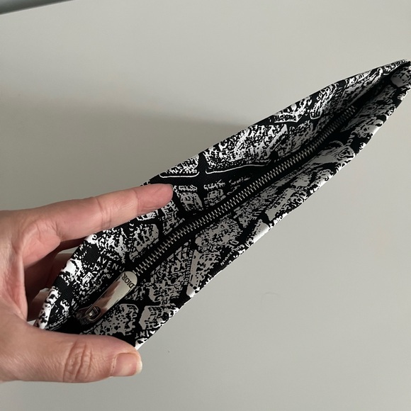 Dior Beauty Plan De Paris Cosmetic Pouch - Picture 6 of 10